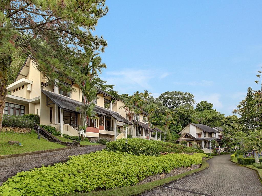 Gunung Geulis Cottages Managed By Royal Tulip Богор Екстер'єр фото